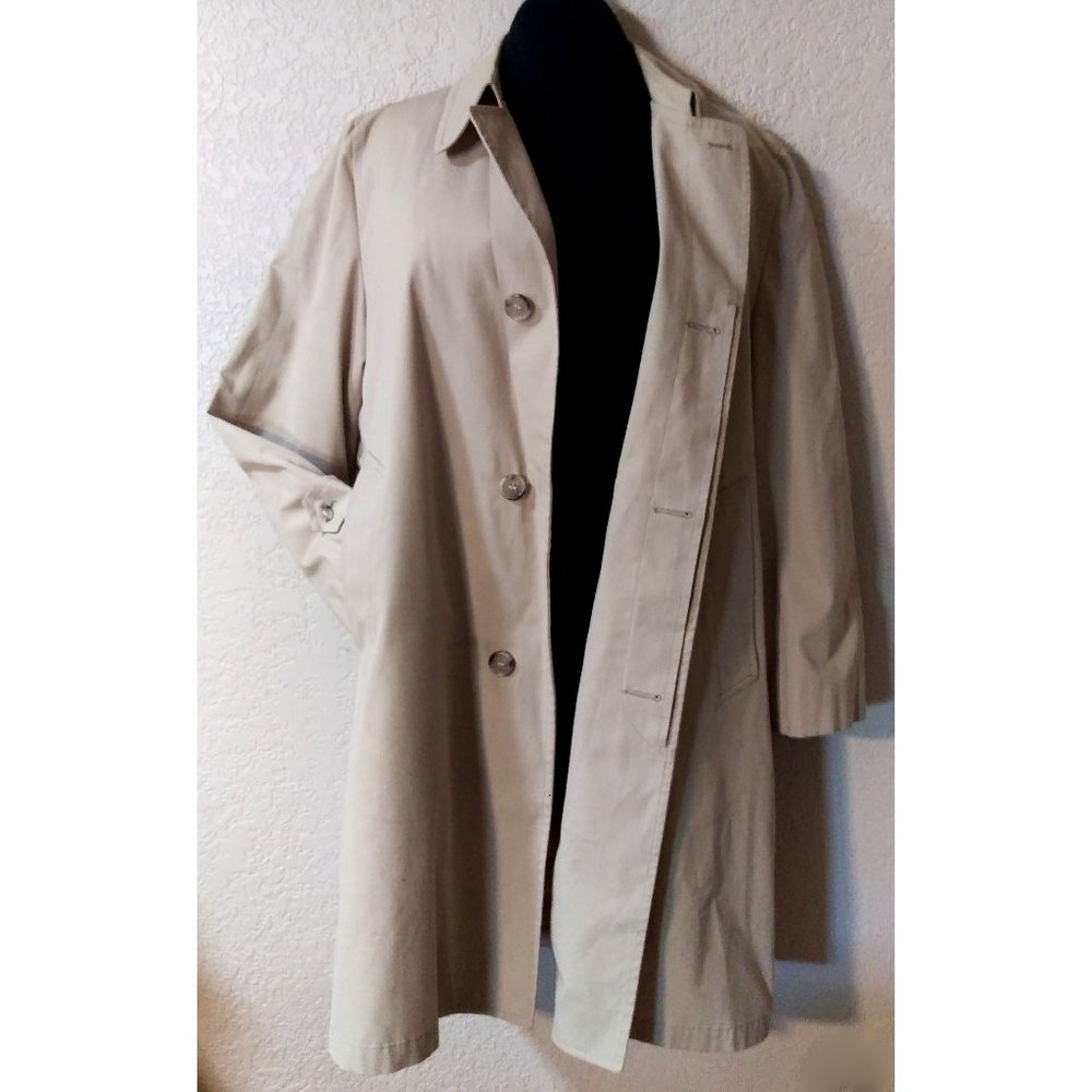 EUC Vintage London Fog trench coat w zip out liner